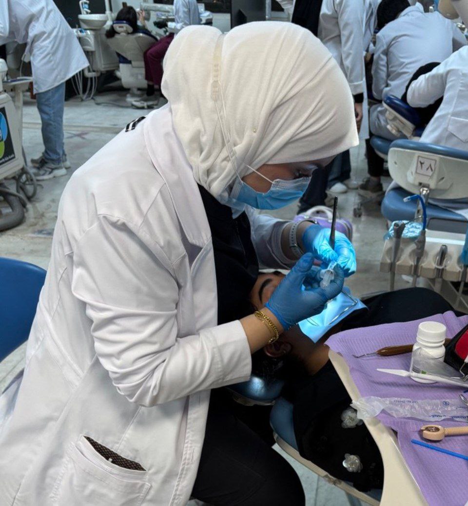 الدكتور ايه حمزه  